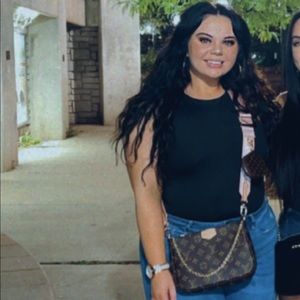 Meet your Posher, Lejla